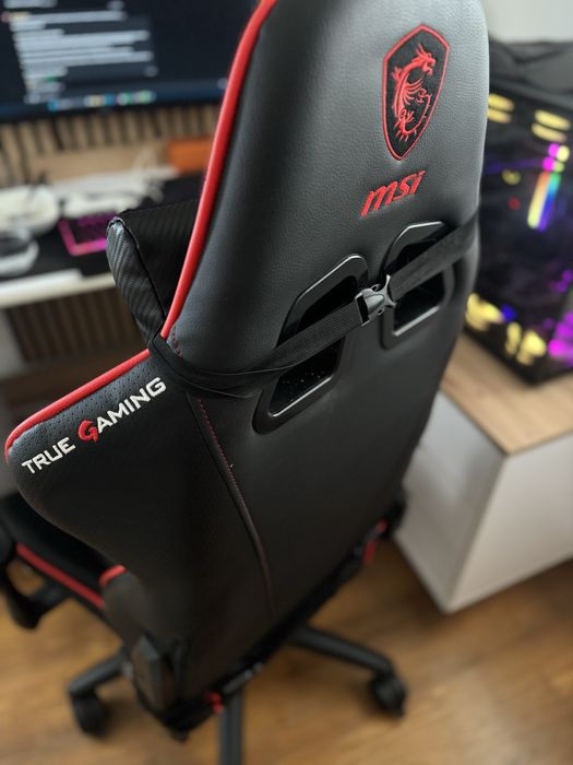 Cadeira Gaming MSI MAG CH120