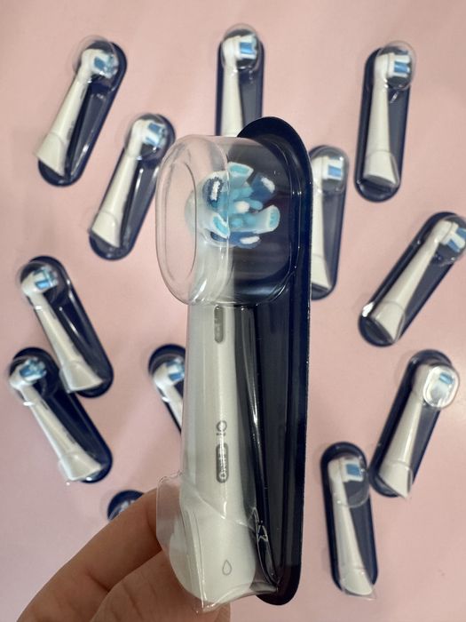 іО Ultimate та Gentle насадки оригінальні Oral-B Braun