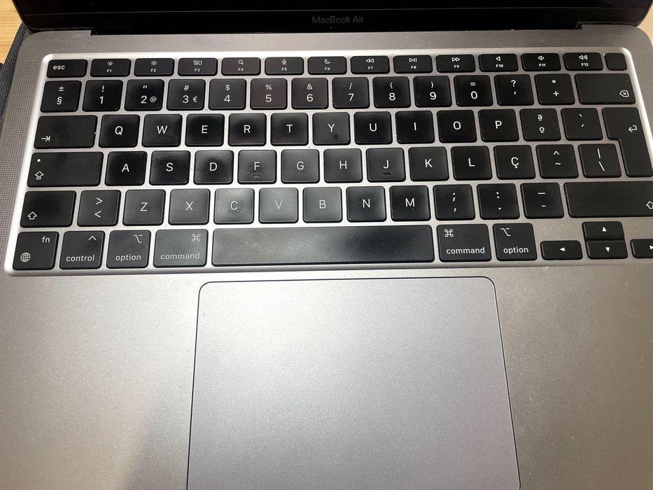 MacBook Air M1 2020 | 8GB RAM | 256GB | Bom Estado64284527201411124