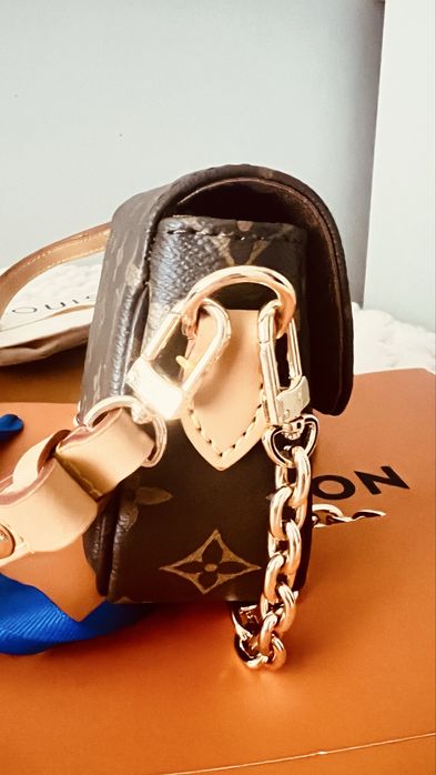Mala / clutch com duas alças