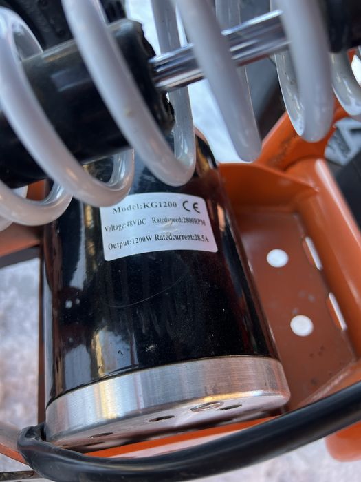 Електроквадроцикл