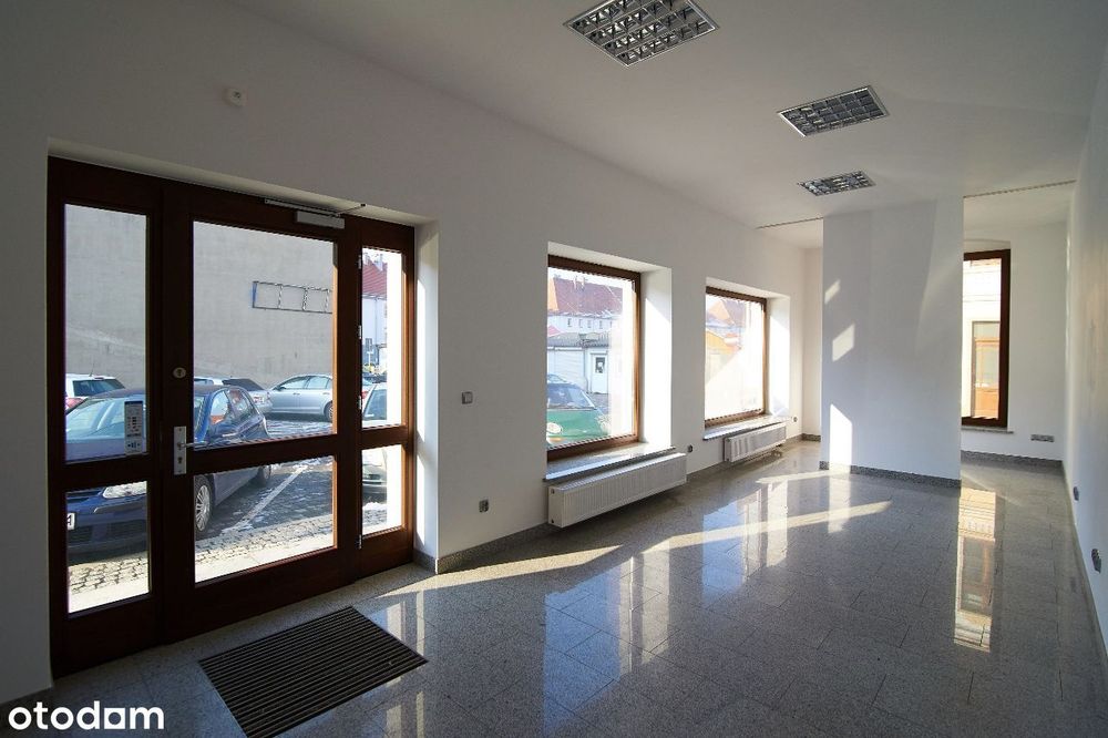 Atrakcyjny lokal handlowo-usługowy 50 m2