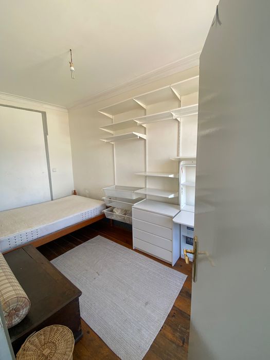 Quarto em apartamento compartilhado