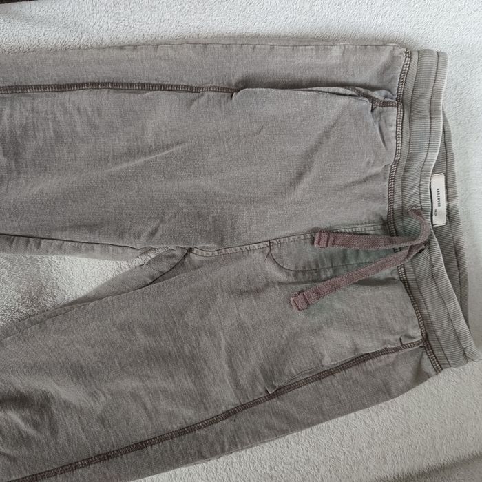 Spodnie Reserved rozm. 146