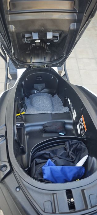 Honda ADV350 Ano 2024