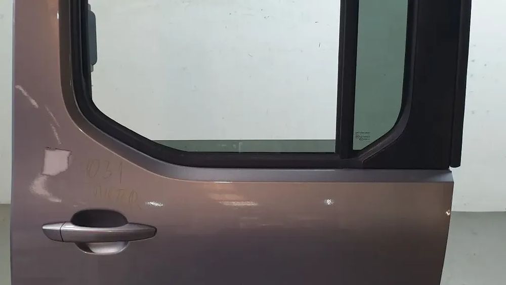 Vidro porta lateral esquerdo PEUGEOT Rifter