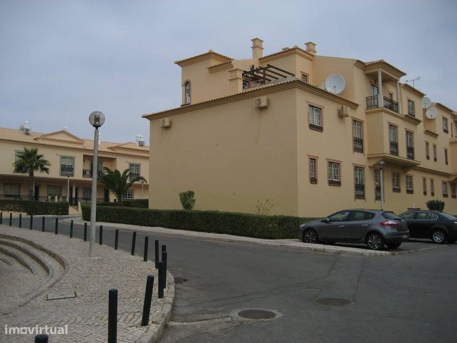 Apartamento T2 (Férias) 2026, c/ piscina - Oura - Albufeira.