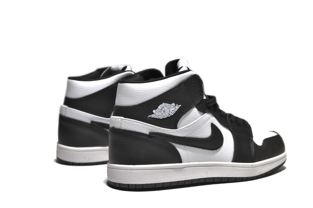 зимові кросівки  Nike Air Jordan 1 на хутрі з 36по41р