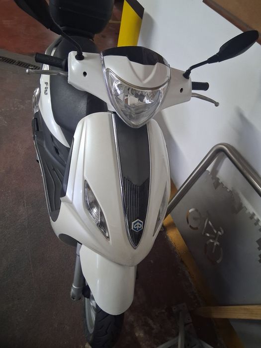 Piaggio Fly 125 — scooter 125cc