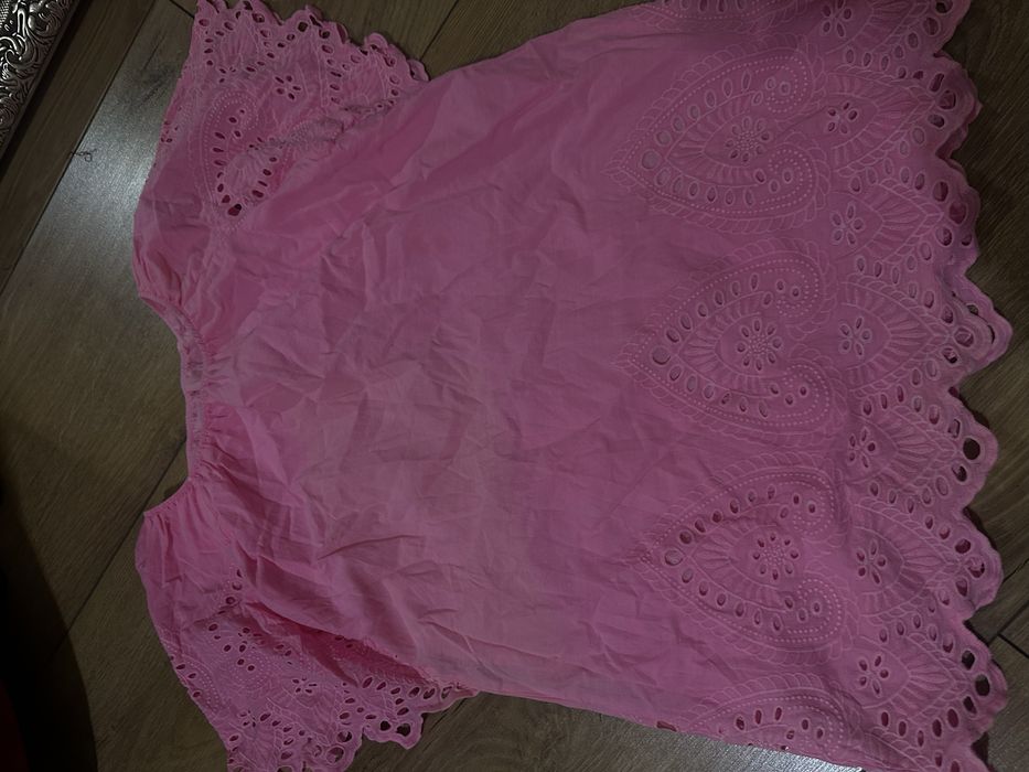 Шапки та речі жіночі