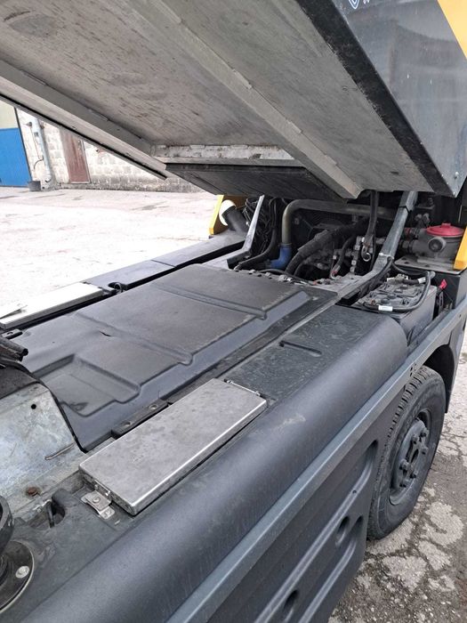 Підмітально-прибиральна машина Schmidt SWINGO 200