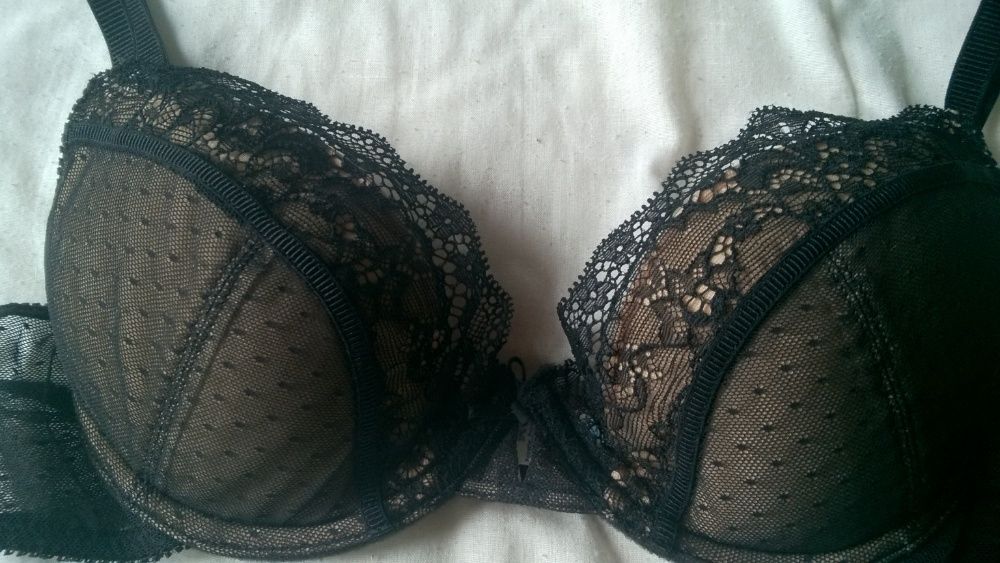 NOWY Biustonosz Triumph koronka 75 A - 34 A