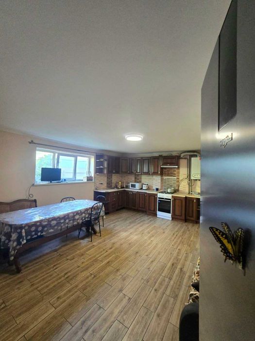 Продаж 3 поверхового Будинку з ремонтом 1й поверх Рясне Руське Львів