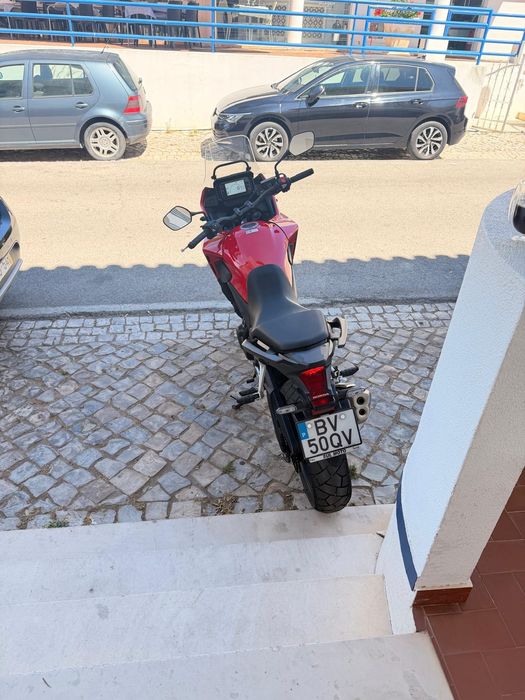 Honda NX 500 Vermelha ( Agosto 2025 )