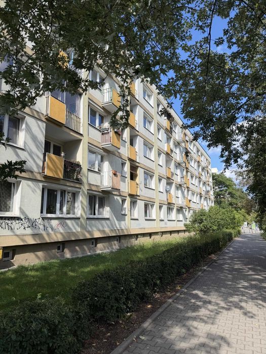 Po remoncie 3 oddzielne pokoje i oddzielna kuchnia, ul.Anielewicza okolice al.Jana Pawła