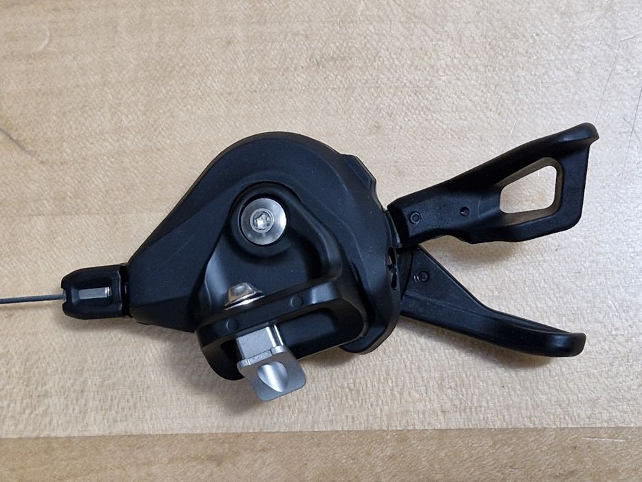 Manipulo Shimano SLX de 12 velocidades novo a estrear