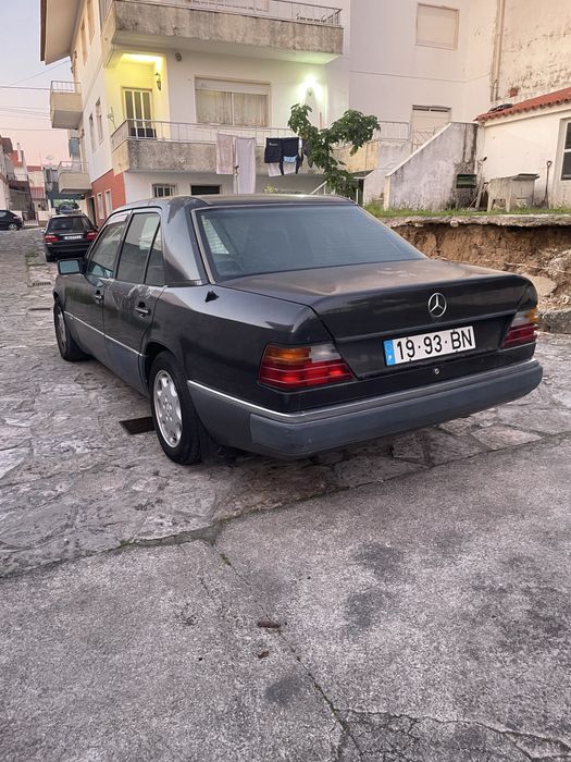 Mercedes W124 320E