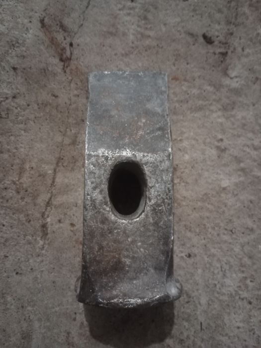 Młot 5,5 kg z czasów PRL.