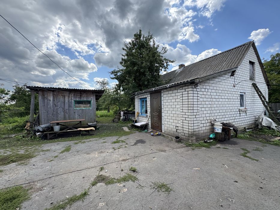 Продаж окремого будинку в с. Майстрів