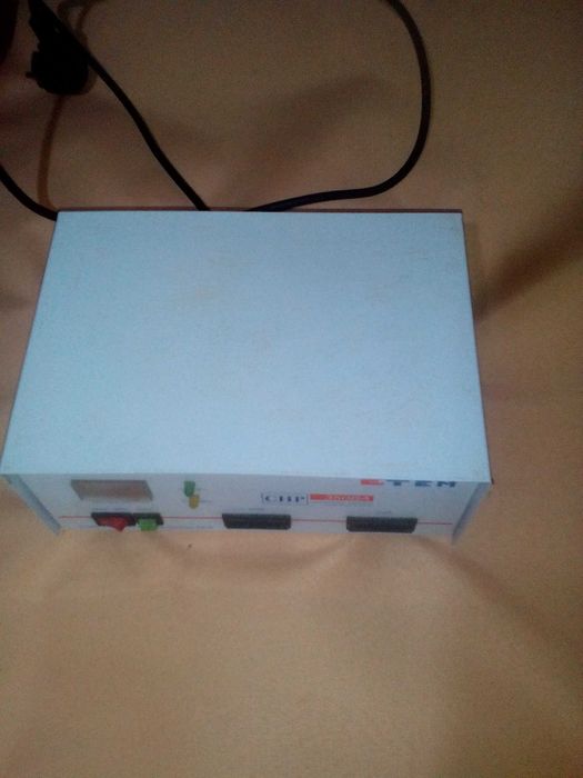 Стабілізатор напруги релейного типу CHP 350 BA .