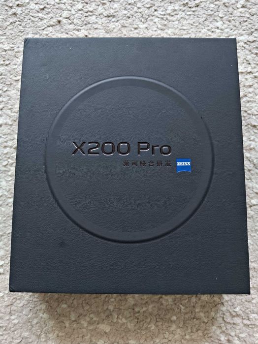 Vivo X200 Pro 12/256 GB Tytanowy MediaTek Dimensity 9400  Bateria 6000