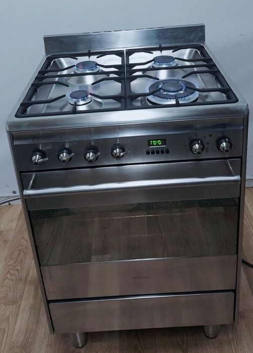 Газова плита Smeg