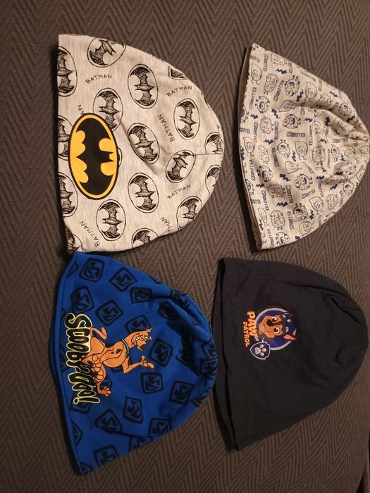 Kolorowe czapeczki jesienne dla chłopca 3-5 lat