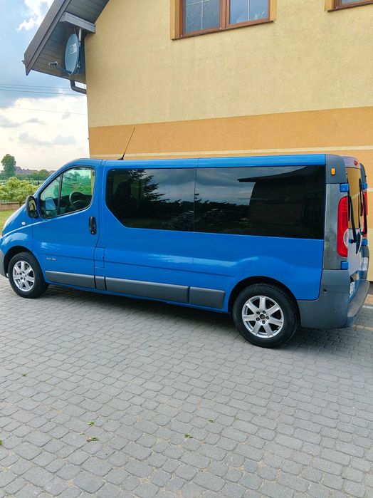 Renault Trafic long benzyna gaz