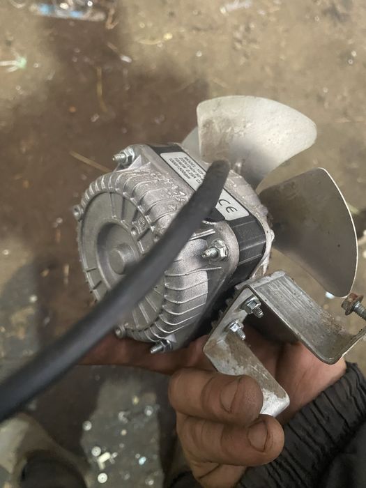 Вентилятор з охолоджувача