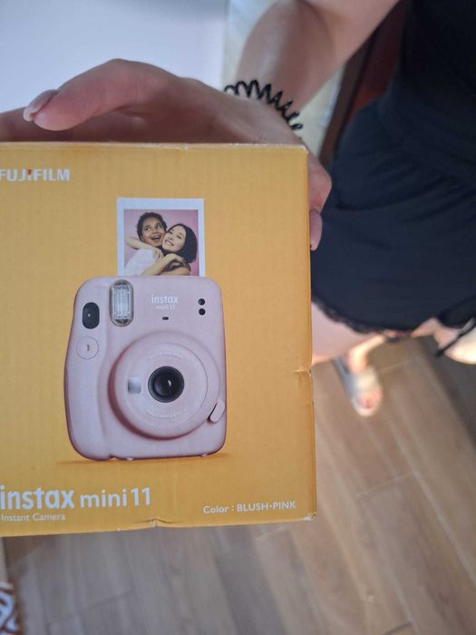 Fujifilm Instax Mini 11 Rosa – Câmara Instantânea