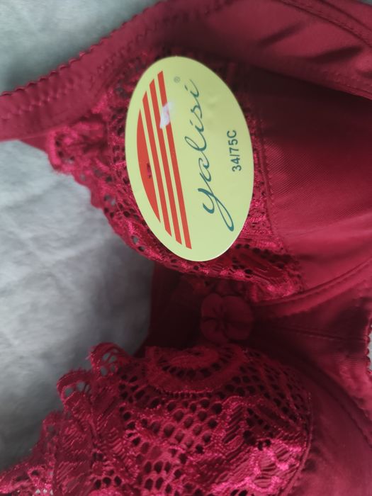 Nowy biustonosz 75 C