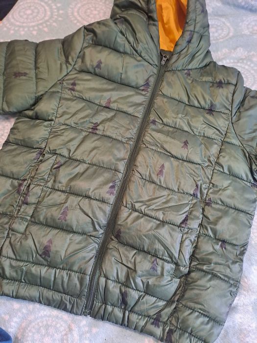 Kurtka wiosna jesien rozmiar 122/128