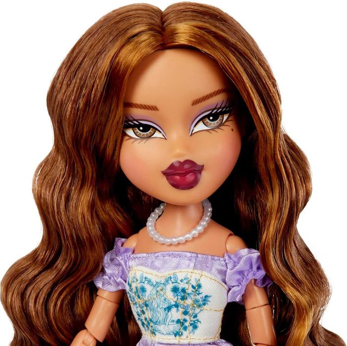 Лялька Братц Ясмін Bratz Goin Out! Yasmin Fashion