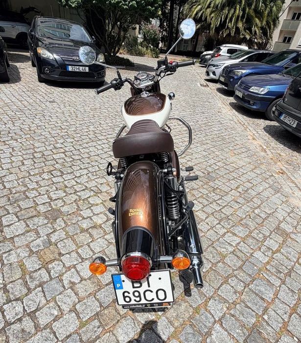 Royal Enfield Classic 350 Medallion Bronze — apenas 450 km
