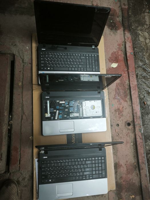 Ноутбуки, 3шт,  Aser Aspire E1  б/у на запчастини