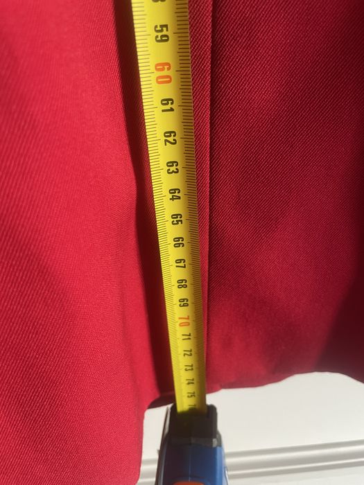 Blazer vermelho, novo com etiqueta, botoes lindos em metal