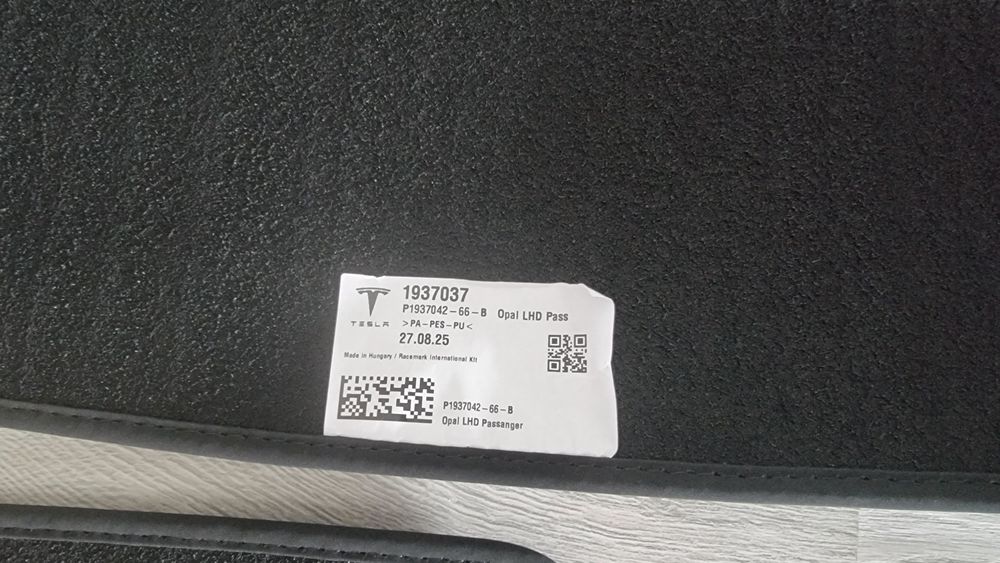 Tapetes Originais de interiores para Tesla Model Y 2025