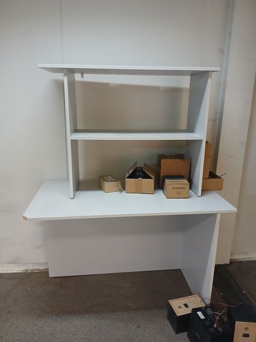 Meble biurowe półki  biurka szafki regały