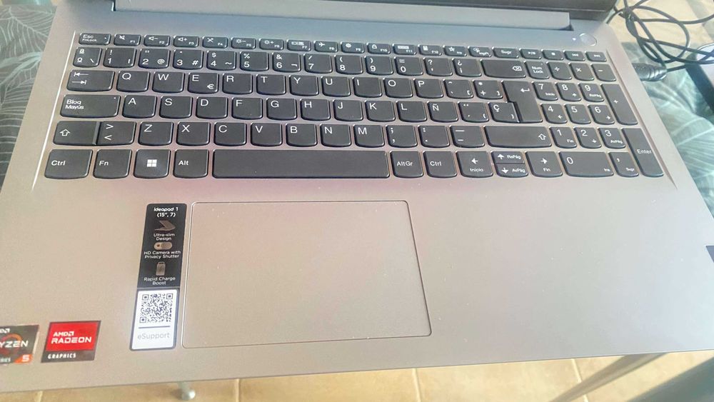 Notebook ideapad Lenovo ( preço baixo para vender logo )