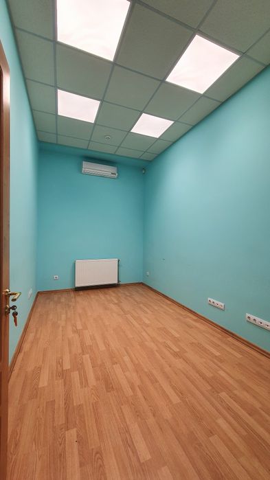 ПРОДАЖ ОФІСНОГО ПРИМІЩЕННЯ 69,1 м² в історичному центрі Мукачева
