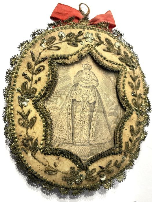 Lindissimo antigo registo bordado com imagem da Nossa Senhora