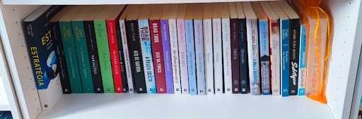 Livros novos e nunca manuseados a partir de 10 Euros
