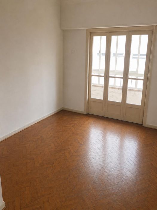 Arrendo apartamento Benfica
