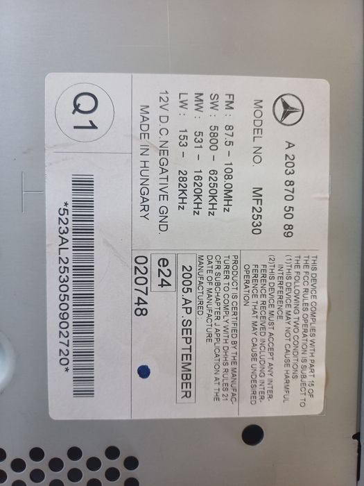 Auto radio MF2530  Mercedes original
