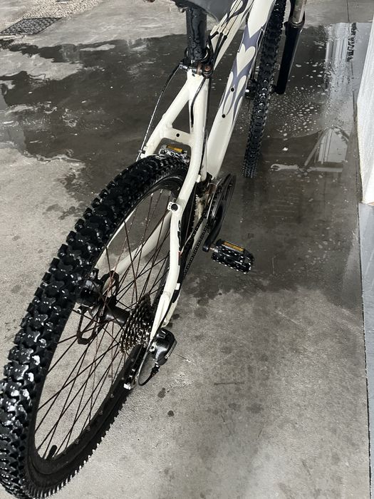Bicicleta BTT VAG Stealth B2