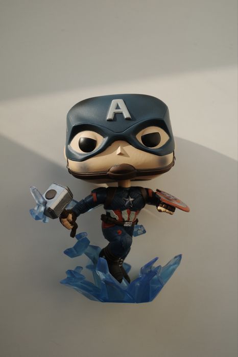 Funko Pop Капітан Америка з молотом Тора #45137