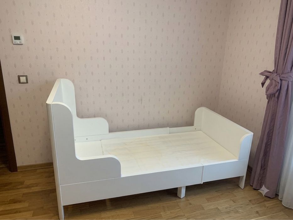 IKEA BUSUNGE (БУСУНГЕ) розсувне дитяче ліжко + матрац NATTSMYG