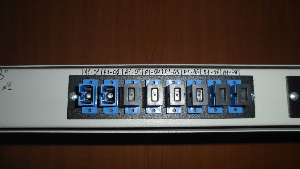 Оптическая патч-панель EServer 1U-16