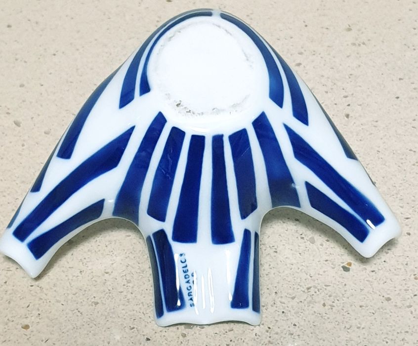 Linda escultura cinzeiro pássaros em porcelana Sargadelos