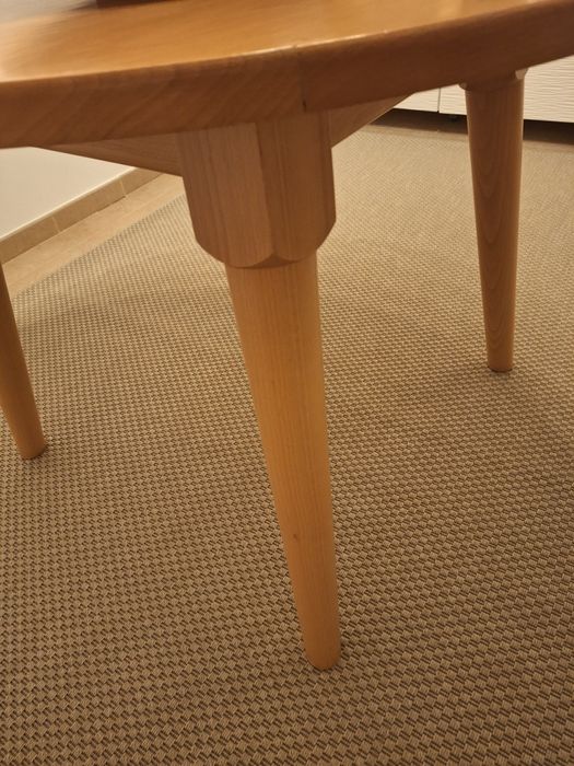 Wooden Round Table64739308841859123